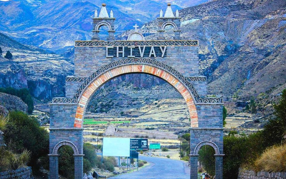 From Arequipa: Colca Canyon Hotel Tour of 2d/1n - Key Points
