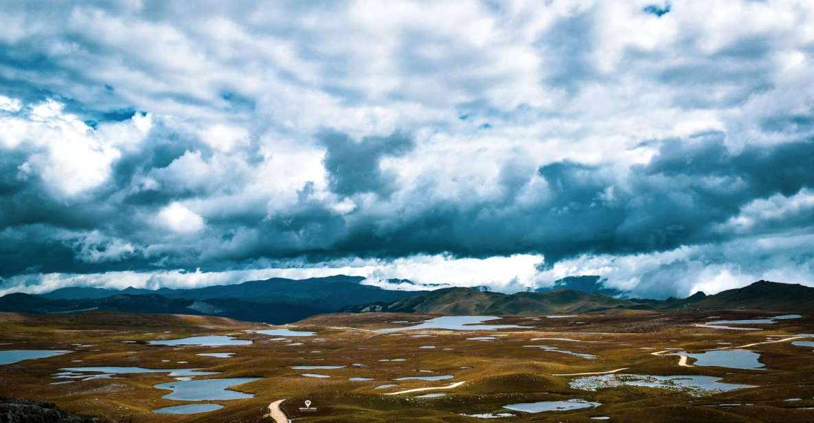 from cajamarca lagoons of alto peru From Cajamarca: Lagoons of Alto Peru