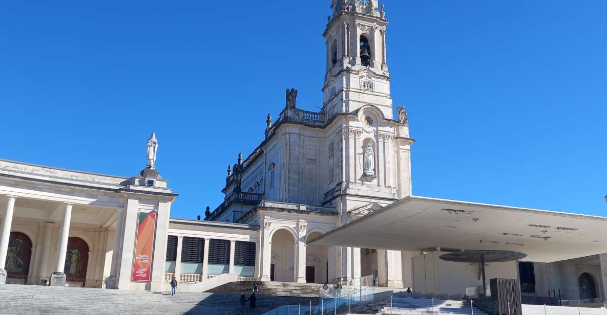 From Caldas: Guided Half Day Tour of Fátima - Key Points