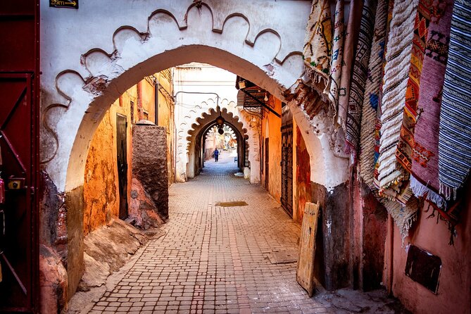 From Casablanca to Marrakech: A Day of History and Culture. - Cultural Experiences in Marrakech