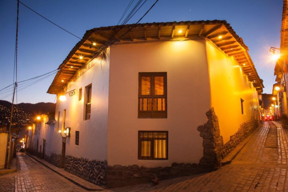 From Cusco: Night Tour Private by the Historical Center - Key Points