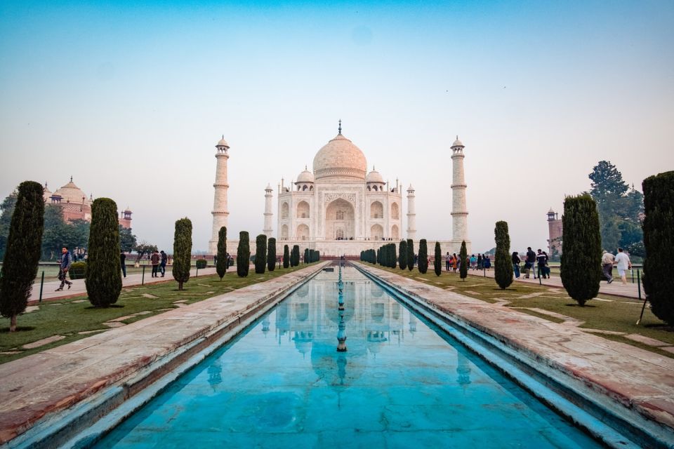 From Delhi to Delhi : Taj Mahal and Agra Fort Tour by Car - Key Points