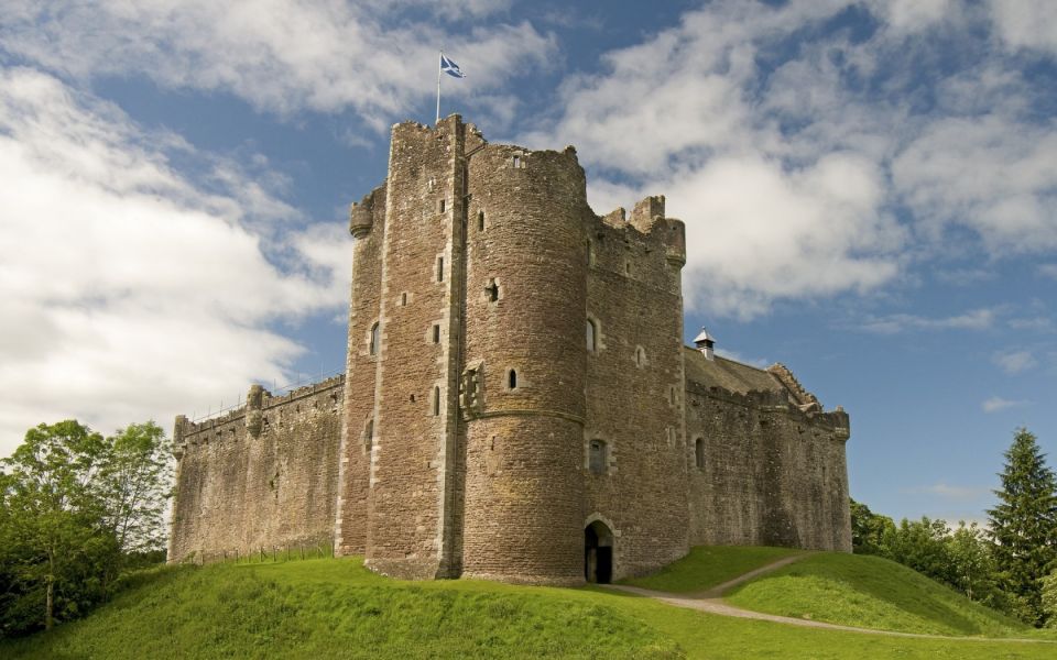 From Edinburgh: Stirling Castle, Kelpies and Loch Lomond - Key Points