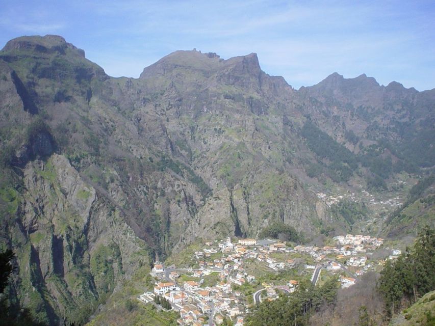 From Funchal: Eira Do Serrado (Nuns Valley Viewpoint) - Key Points