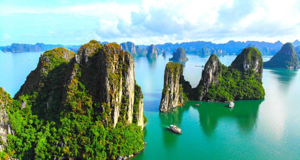 From Hanoi: Halong Bay Day Trip With Lunch and Transfers - Key Points