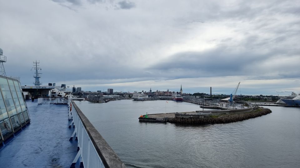 From Helsinki: Guided Day Trip to Tallinn by Ferry and Car - Key Points