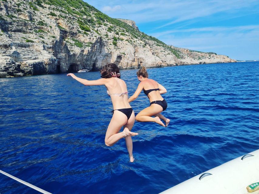From Hvar: Blue Cave and 5 Islands Boat Tour - Key Points