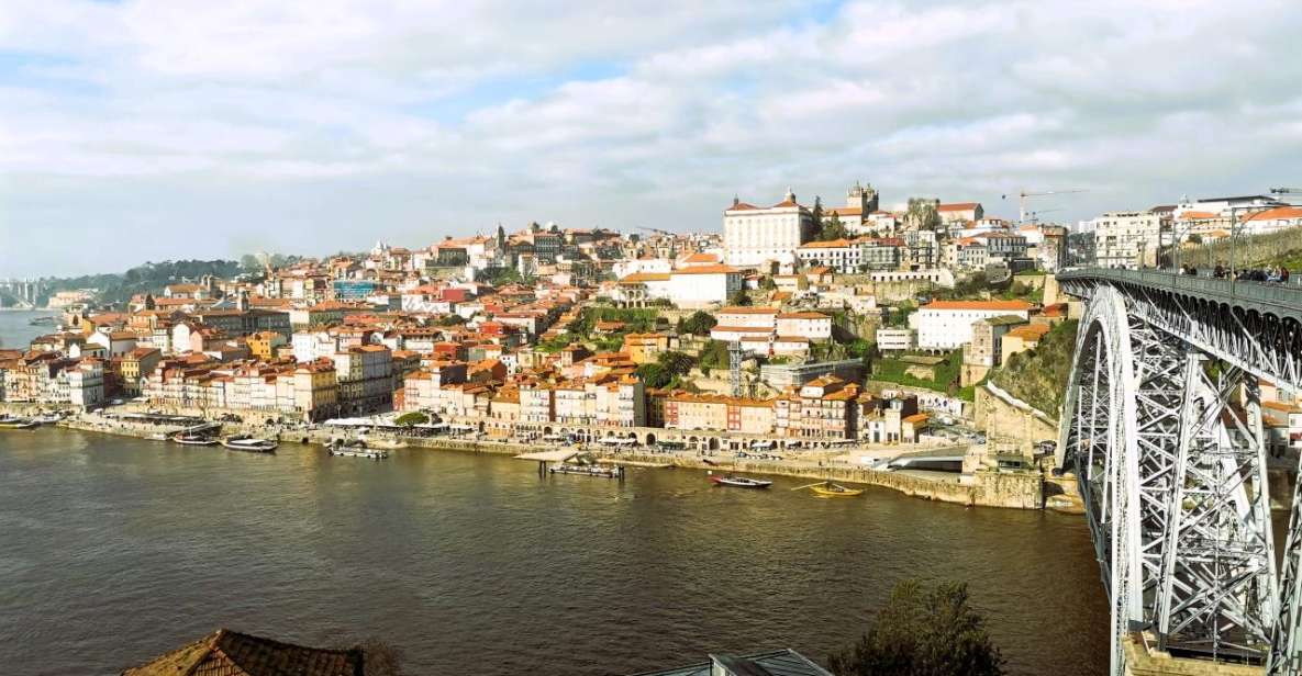 From Lisbon to Porto With 2 Stop in the Way Private Tour - Key Points