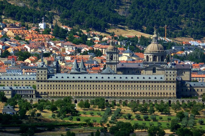 From Madrid: Guided Tour to El Escorial & Valley of the Fallen - Tour Highlights