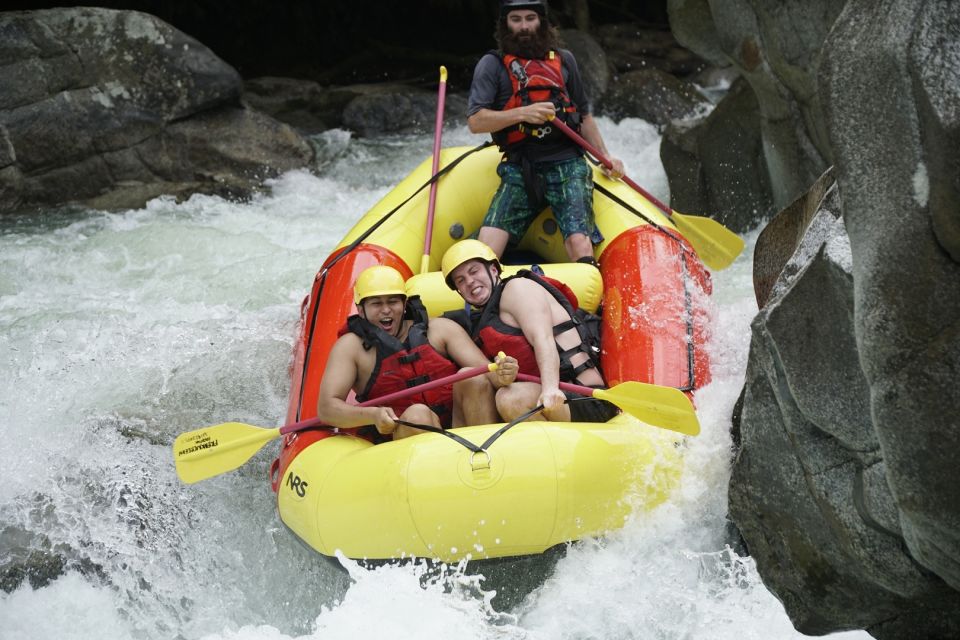 From Medellin: Rafting Experience - Key Points
