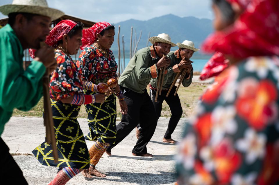 From Panama City: 3 San Blas Islands Day Trip With Lunch - Key Points