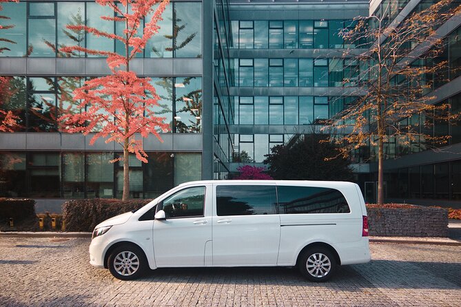 From Prague to Passau - Private Transfer by MINIVAN Mercedes Vito 81pax - Key Points