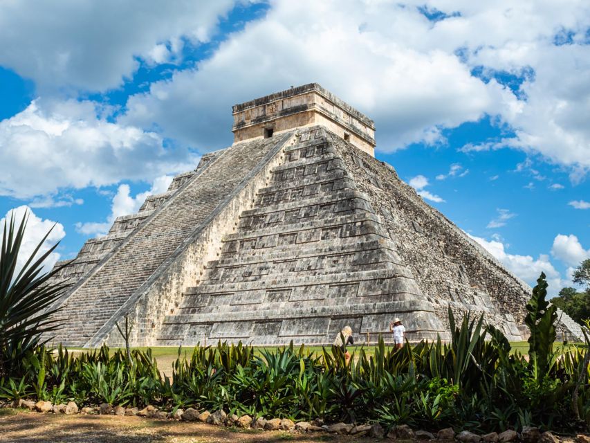 From Riviera Maya: Chichen Itza Tour With Traditional Buffet - Key Points