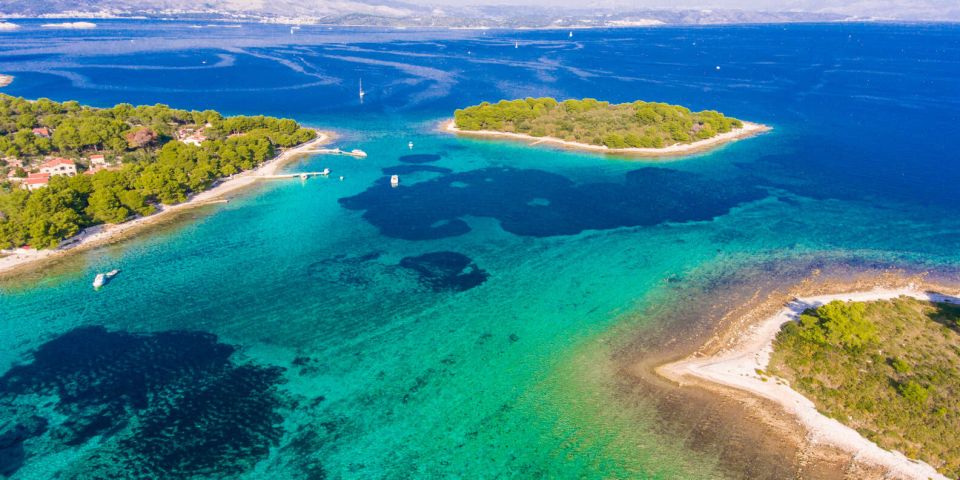 From Split: Blue Lagoon, Trogir and 3 Islands Speedboat Ride - Key Points