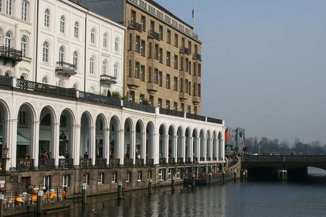 From the Town Hall to the Elbphilharmonie - Historical Significance of the Town Hall