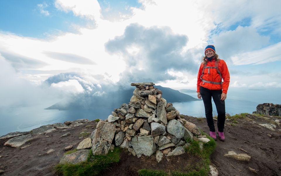 From Tromsø: Small Group Hiking Tour to Brosmetinden - Key Points