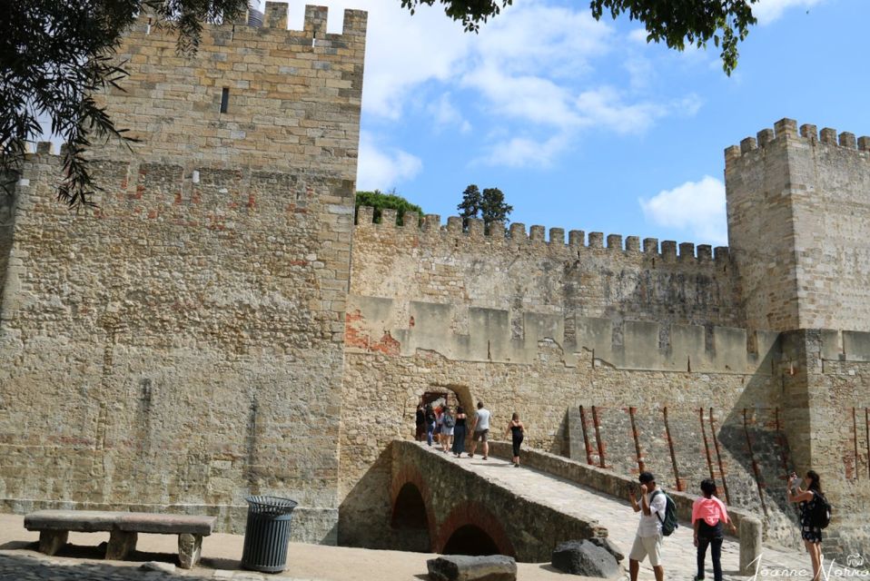 Full Day Castelo De São Jorge & Cristo Rei Sanctuary Tour - Key Points