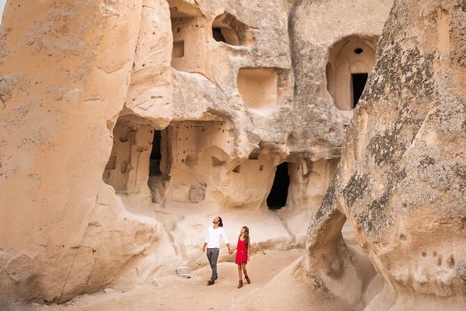 Full Day Guided Red Tour With Kaymaklı Underground City With Lunch - Key Points