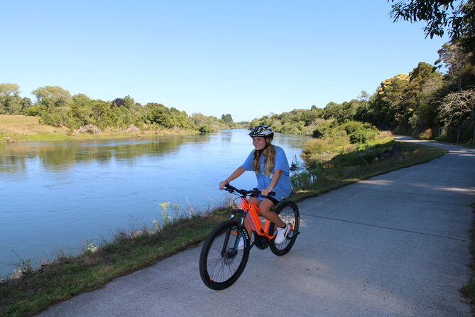 Full Day Guided Waikato River Trail E-bike Tour - Key Points