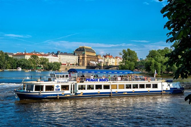 Full-Day Prague in a Nutshell Walking Tour With Delicious Lunch-Cruise - Key Points