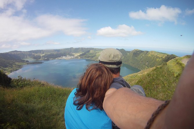 Full Day Sete Cidades and Lagoa Do Fogo PRIVATE 4WD Tour With Lunch - Key Points