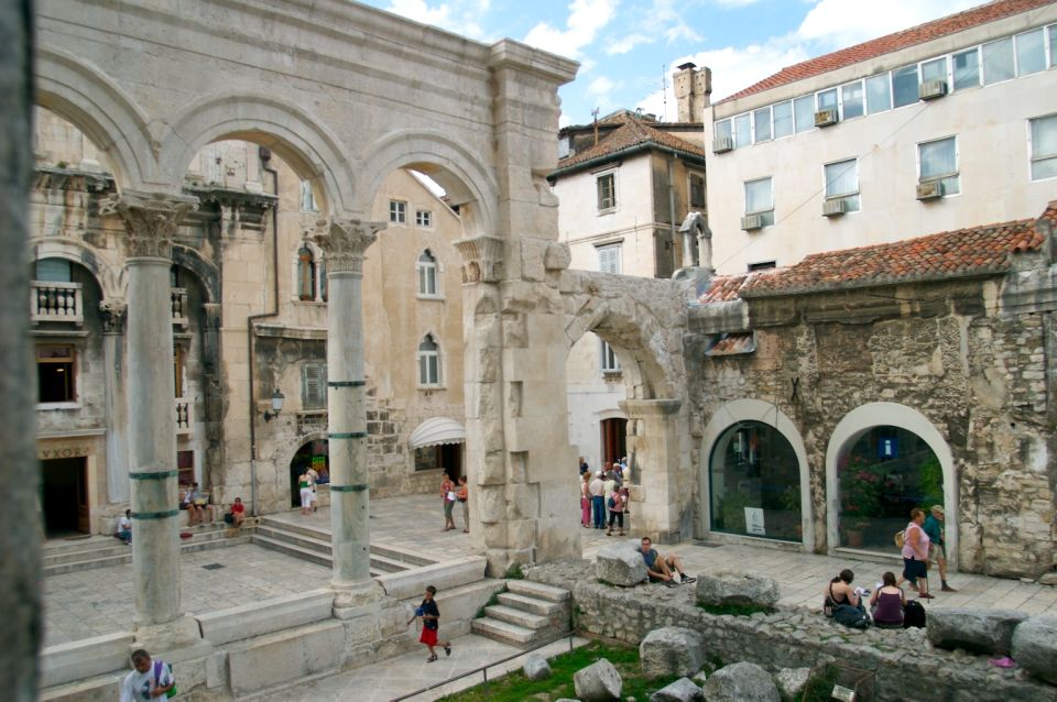 Full-Day Trip From Dubrovnik to Split - Key Points