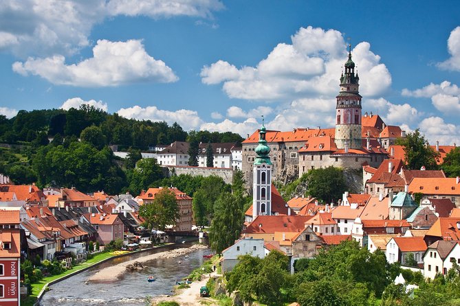 Full-Day Trip to ČEský Krumlov From Prague - Key Points