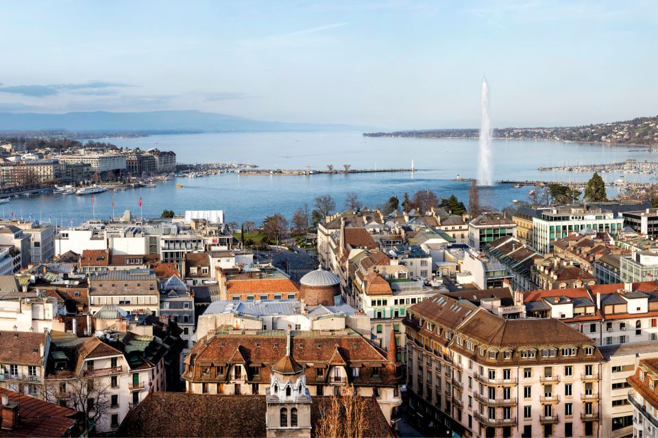 Geneva Highlights Self-Guided Scavenger Hunt and Tour - Key Points