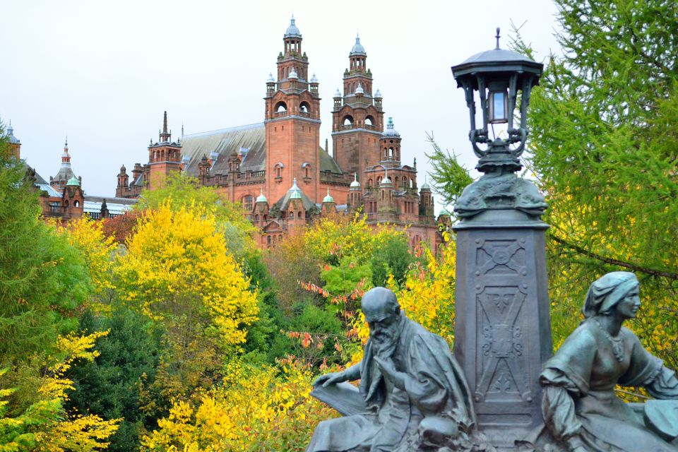 Glasgow: City Exploration Game and Tour - Key Points