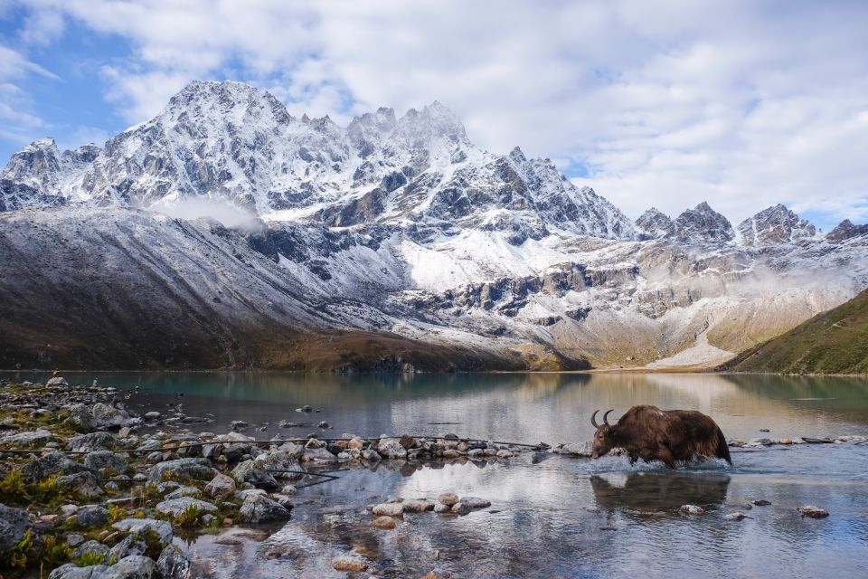 Gokyo Lakes 10 Days Trek for a Breathtaking Adventure - Key Points