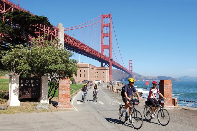 Golden Gate Bridge Guided Bicycle Tour With Lunch at Local Hotspot - Tour Highlights
