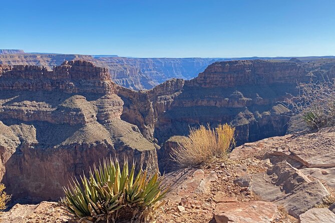 Grand Canyon West Helicopter Tour With VIP Skywalk and Boat Ride - Logistics and Meeting Point
