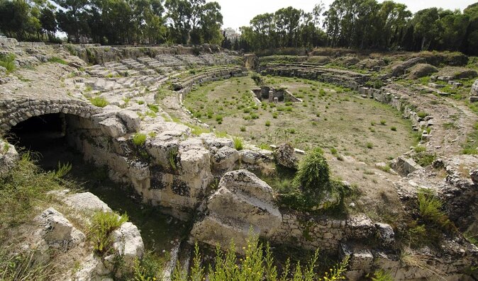 Group Guided Tour of the Archaeological Park of Neapolis - Key Points