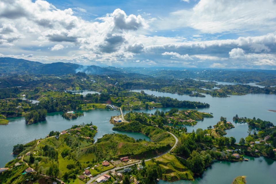 Guatape Tour & Piedra Del Peñol - Key Points