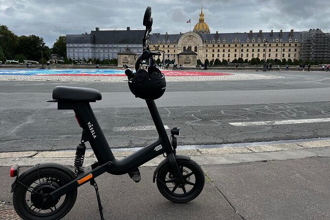 Guided Adventure in Paris by Electric Scooter - Key Points