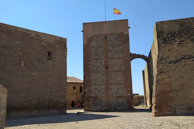 Guided Tour of Monzón and the Castle 3h. - Highlights of Monzón and the Castle