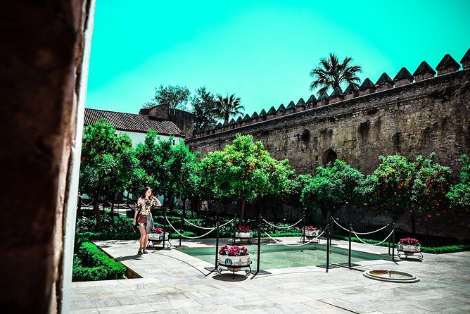 Guided Tour of the Mosque-Cathedral and the Alcázar of the Christian Monarchs - Booking Details and Pricing