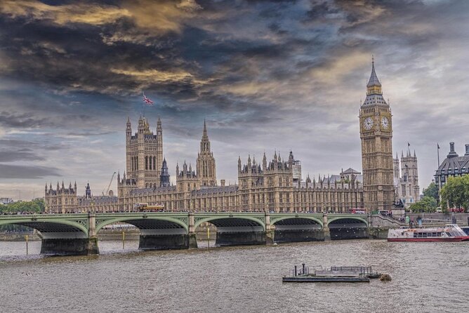 Guided Tour of Westminster City Including Changing of the Guard - Key Points