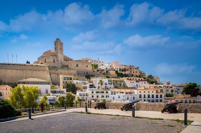 Guided Walking Tour in Dalt Vila and Art Workshop - Key Points