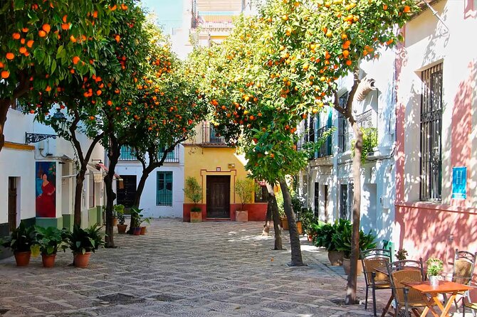 Guided Walking Tour of the Barrio De Santa Cruz - Key Points