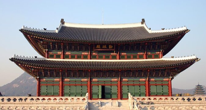 Gyeongbokgung Palace,Seoul With Gigibebe Hanbok Rental - Key Points