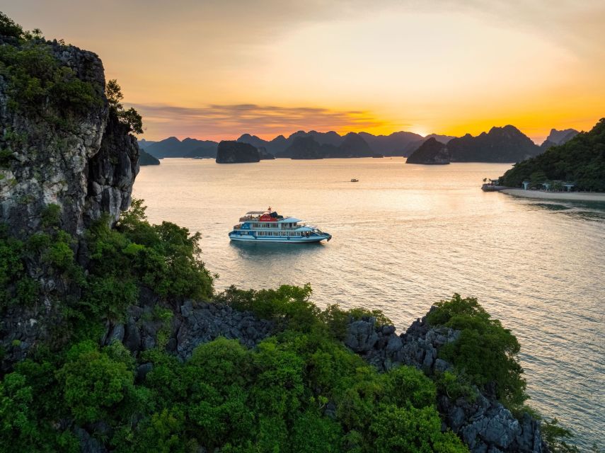 Ha Long 1 Day: 5 Star Cruise - Buffet Lunch - Free Red Wine - Key Points