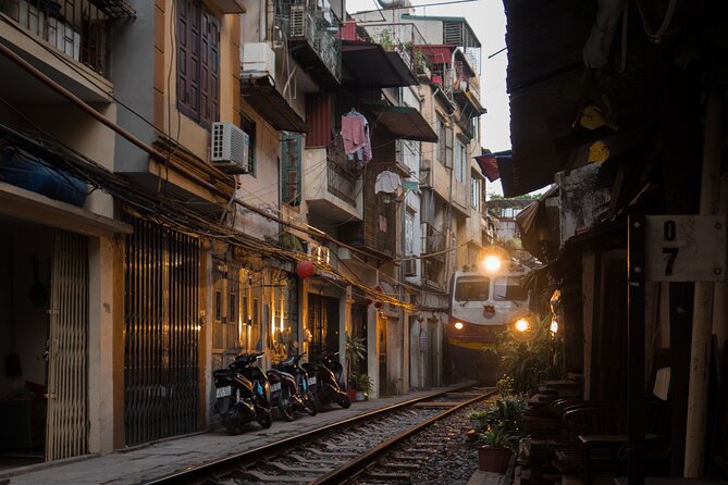 Hanoi On the Tracks Photo Tour - Key Points