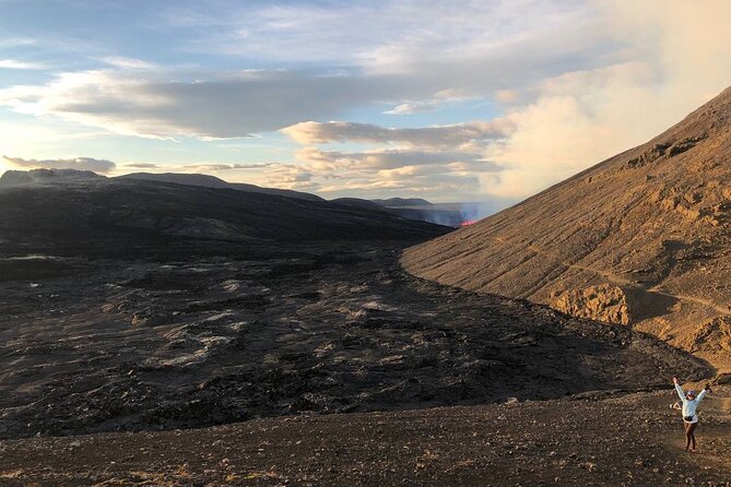 Happy Volcano Full-Day Tour Max 6 People - Key Points