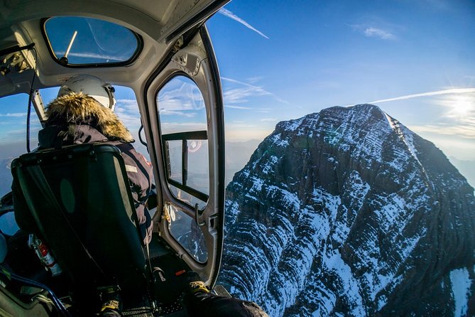 Helicopter Tour Over the Canadian Rockies - Key Points