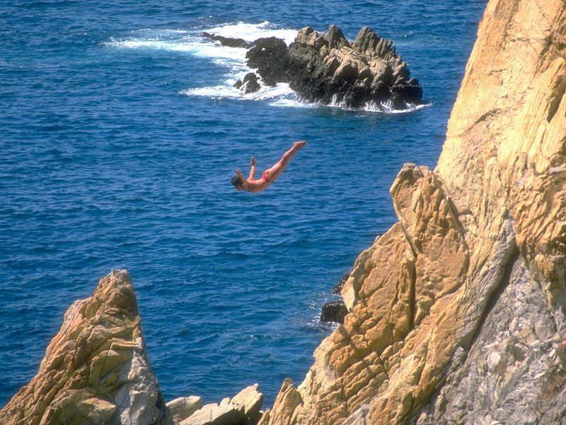 high cliff divers of acapulco High Cliff Divers of Acapulco