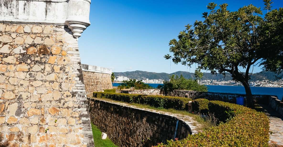 Historic and Cultural Tour of the Best of Acapulco - Key Points