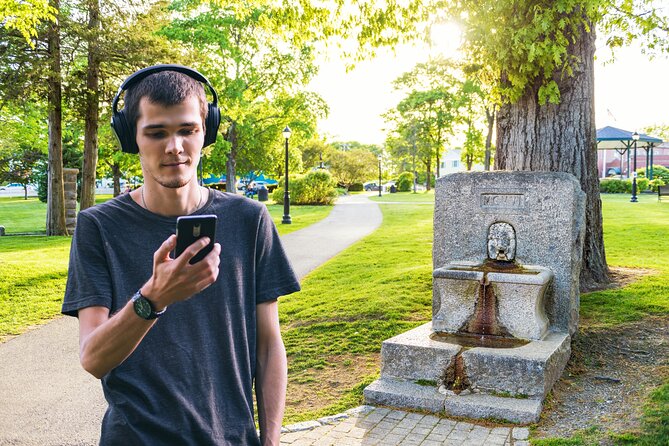 Historic Bar Harbor Self-Guided Walking Audio Tour Guide - Key Points