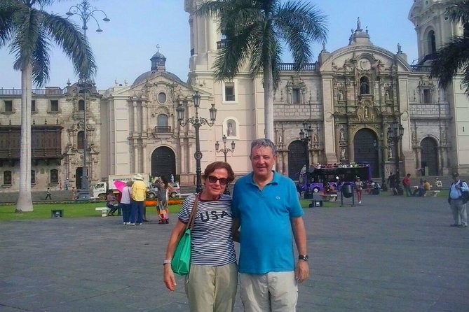 Historic Downtown, Miraflores & Catacombs Private Tour - Tour Itinerary