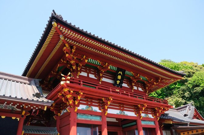 Historic Kamakura: Temples, Shrines and Street Food Private Walking Tour - Key Points